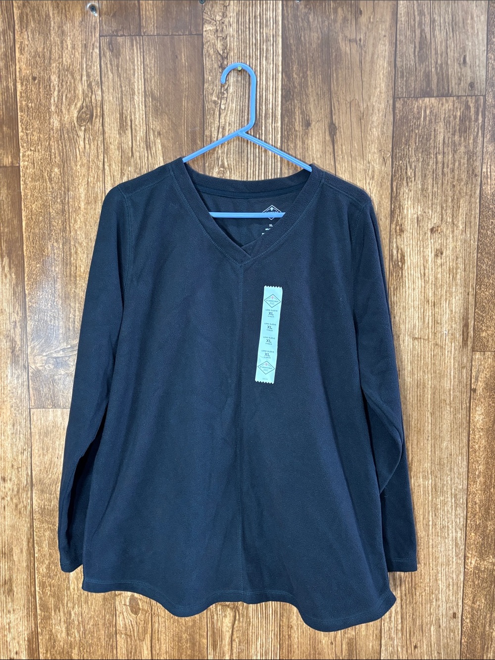 St. John's Bay Black Long Sleeve V-Neck Shirt